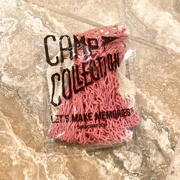 Camp Collection Dip Dye Market Tote - Picture 5 of 6